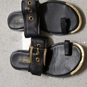 Women sandals